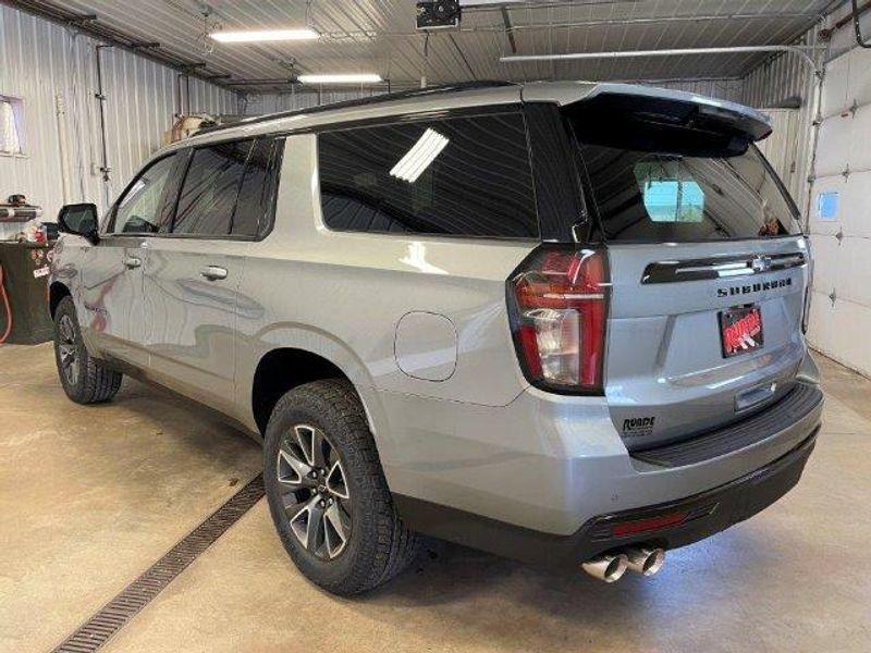 new 2024 Chevrolet Suburban car, priced at $77,770