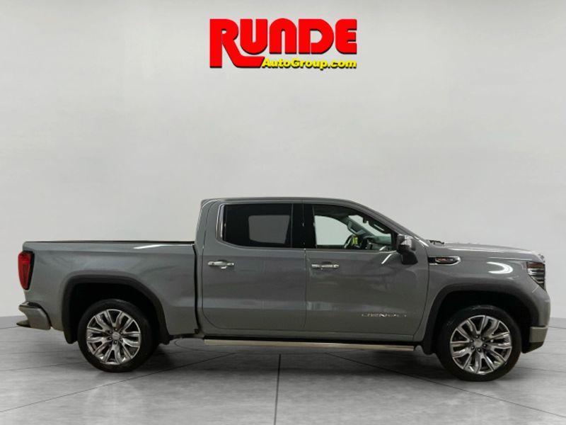 new 2025 GMC Sierra 1500 car, priced at $77,300