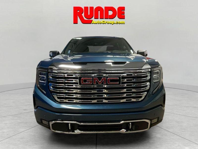 new 2025 GMC Sierra 1500 car, priced at $74,405