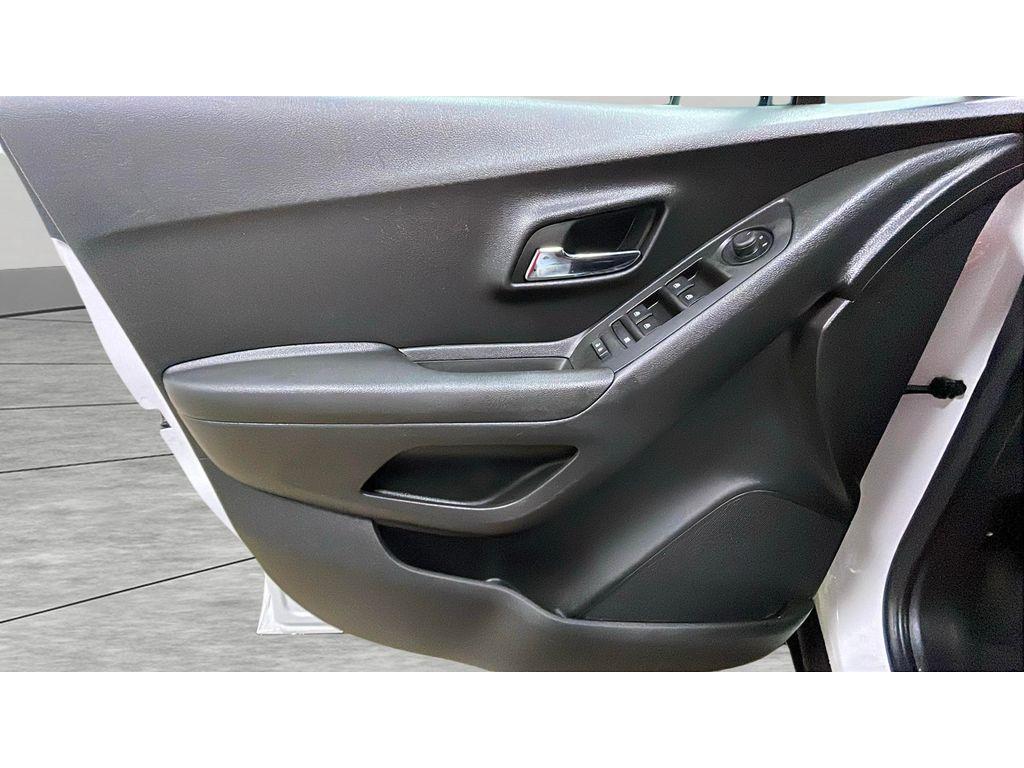 used 2022 Chevrolet Trax car, priced at $20,481