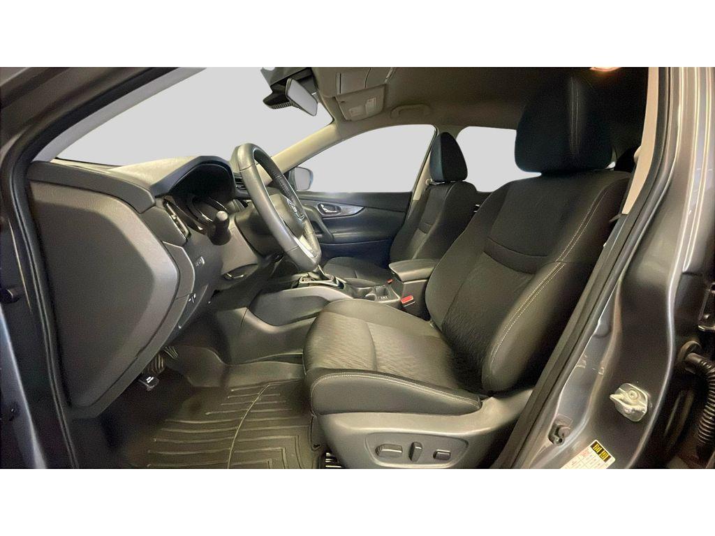 used 2019 Nissan Rogue car, priced at $17,700