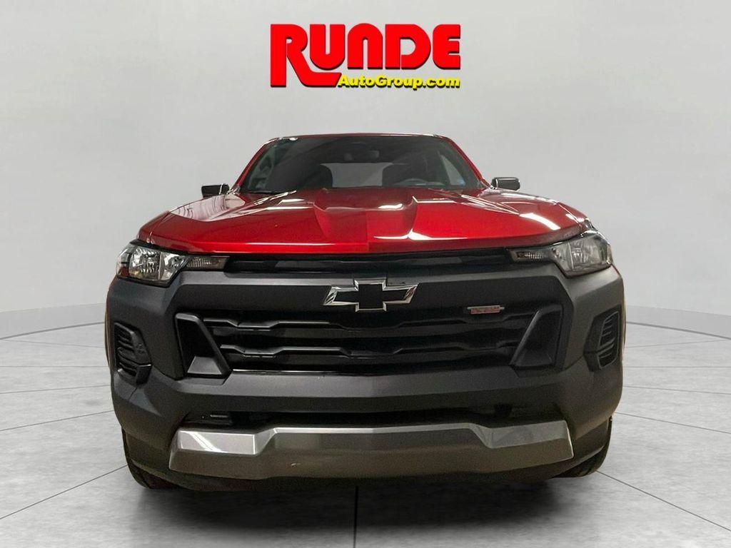 new 2025 Chevrolet Colorado car, priced at $44,990