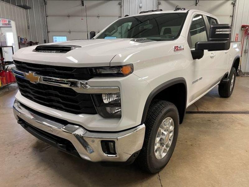 new 2025 Chevrolet Silverado 3500 car, priced at $73,230