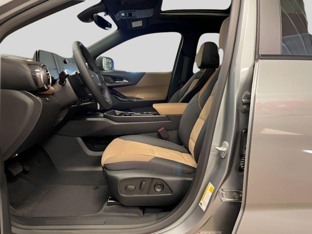 new 2025 Chevrolet Equinox car, priced at $38,875