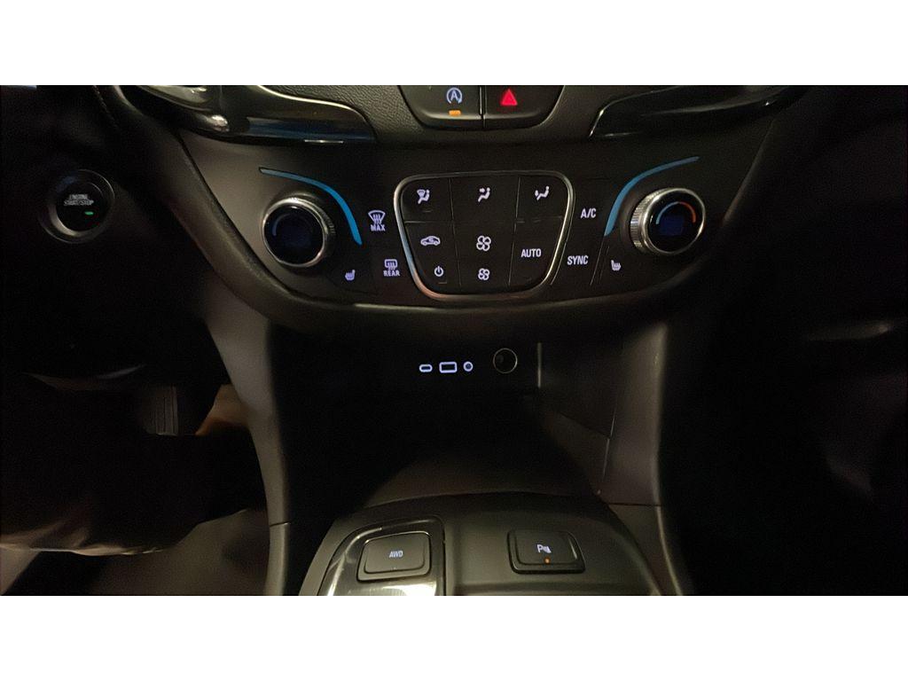 used 2024 Chevrolet Equinox car, priced at $27,521