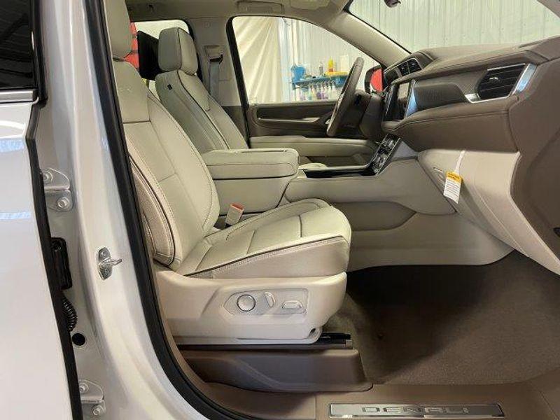 new 2024 GMC Yukon XL car, priced at $92,255