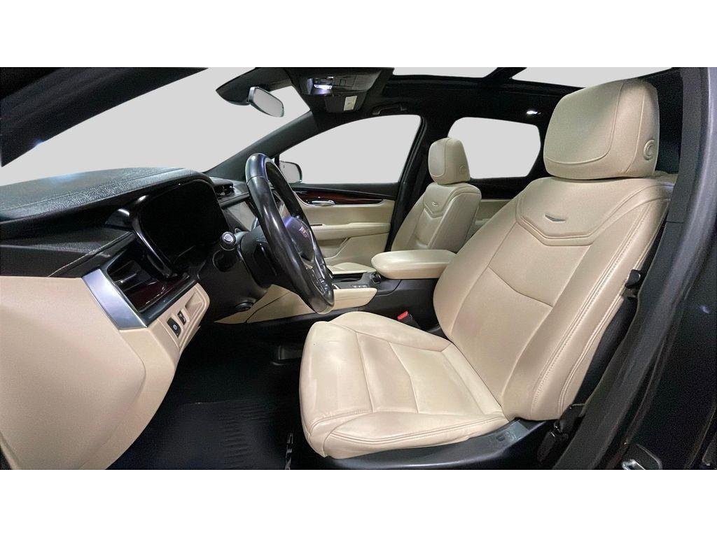 used 2019 Cadillac XT5 car, priced at $11,570