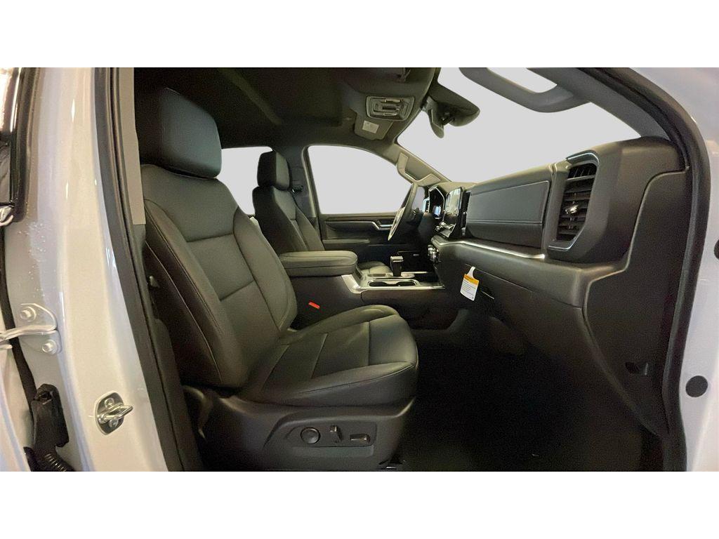 new 2025 GMC Sierra 1500 car, priced at $64,230