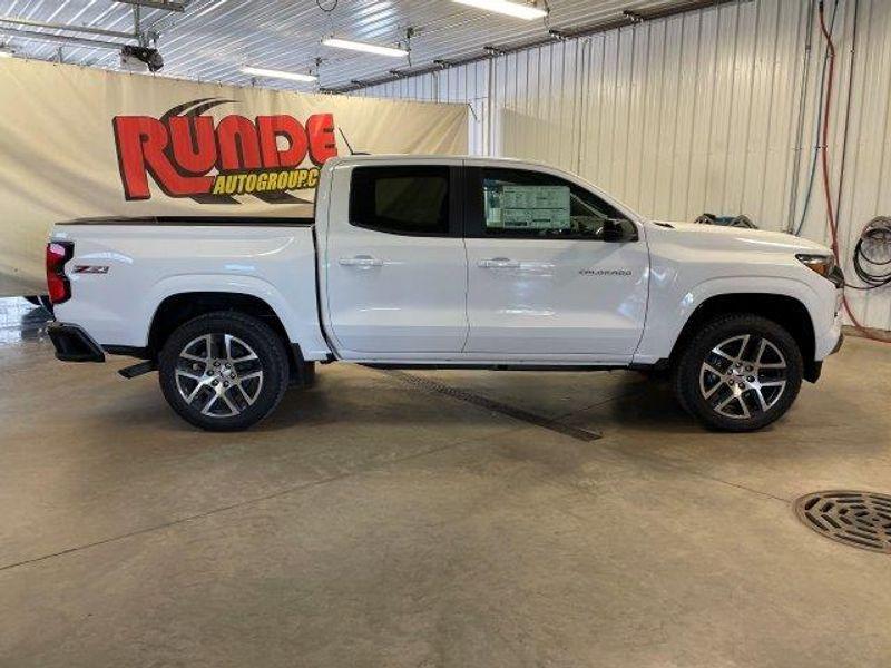 new 2024 Chevrolet Colorado car, priced at $43,465