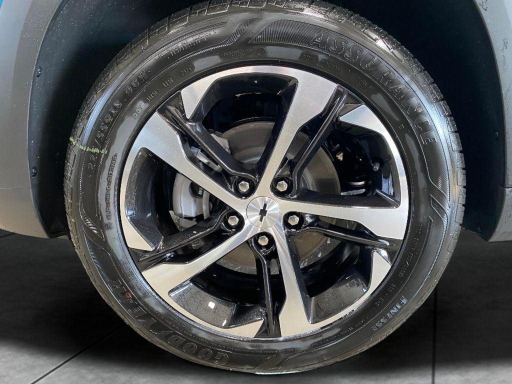 new 2026 Chevrolet Trax car, priced at $25,300