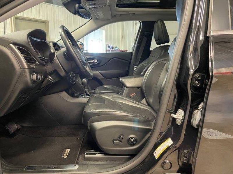 used 2019 Jeep Cherokee car, priced at $18,990