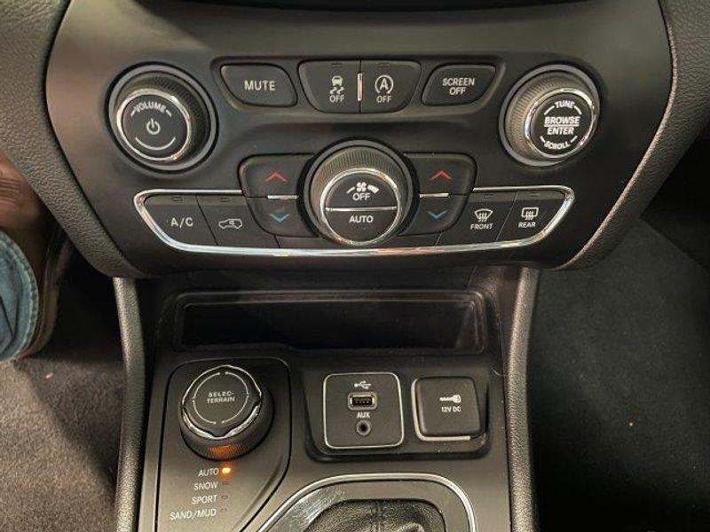 used 2019 Jeep Cherokee car, priced at $18,990