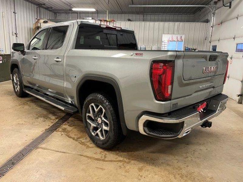 new 2025 GMC Sierra 1500 car, priced at $67,215