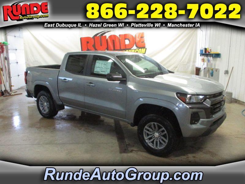 new 2024 Chevrolet Colorado car, priced at $38,305