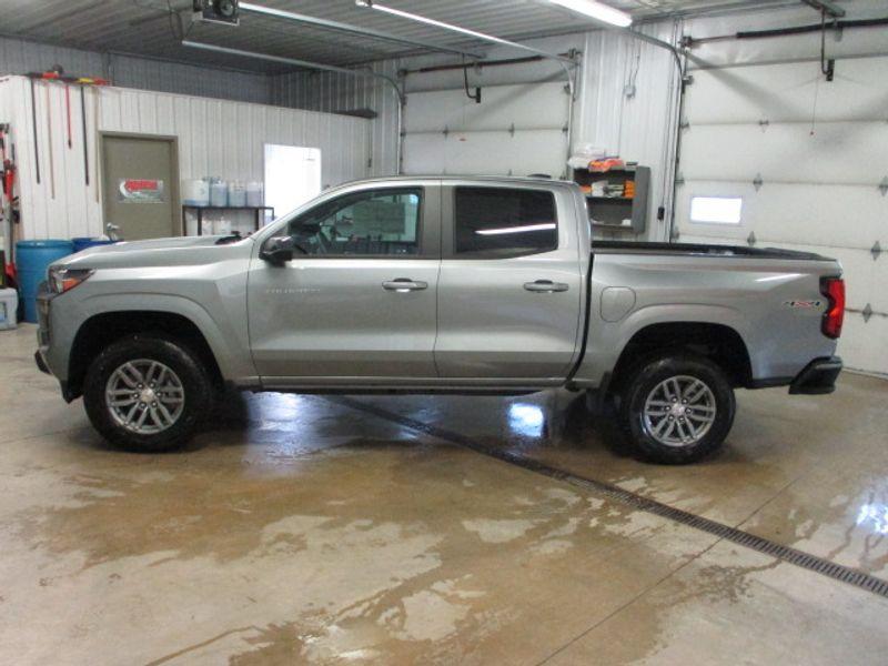 new 2024 Chevrolet Colorado car, priced at $38,305