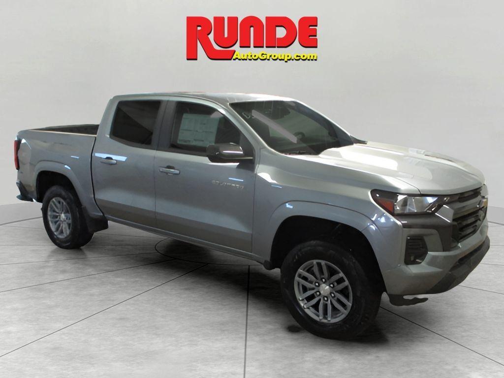 new 2024 Chevrolet Colorado car, priced at $38,305