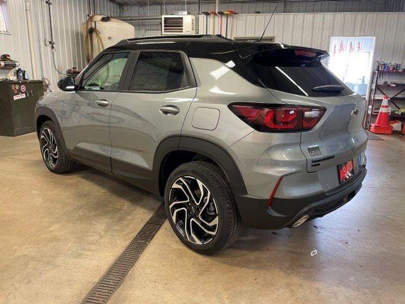 new 2025 Chevrolet TrailBlazer car, priced at $34,425