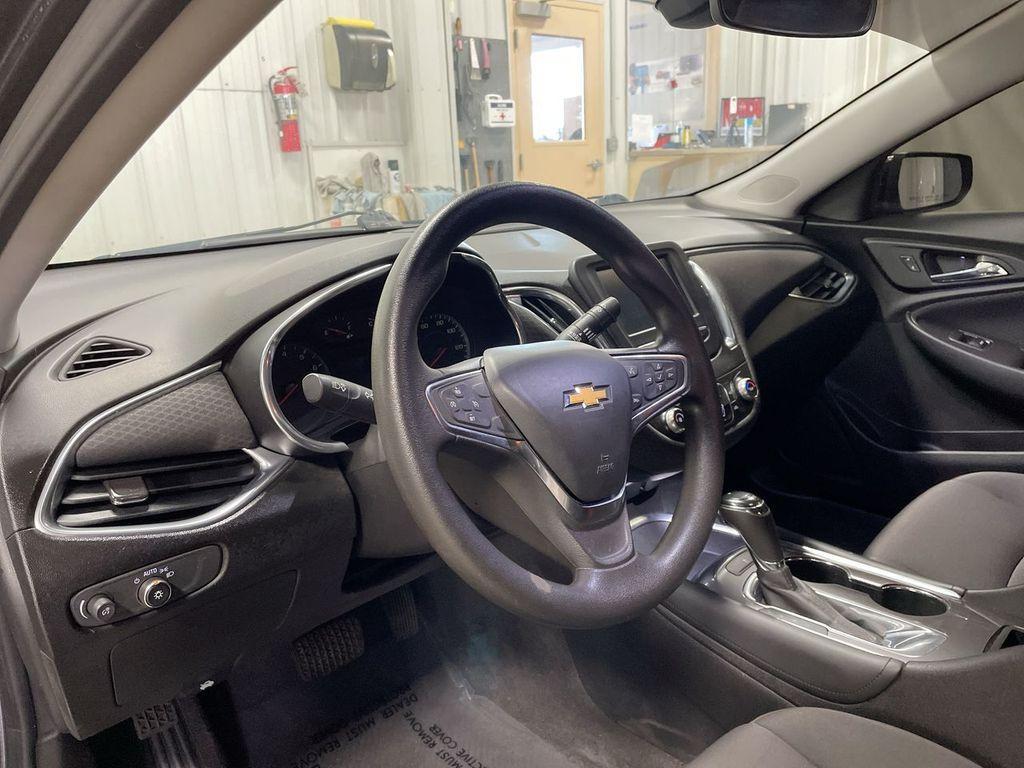 used 2018 Chevrolet Malibu car, priced at $13,981