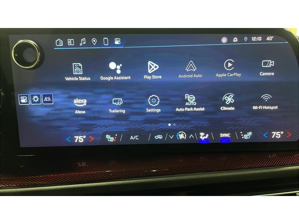 used 2024 Chevrolet Traverse car, priced at $43,990