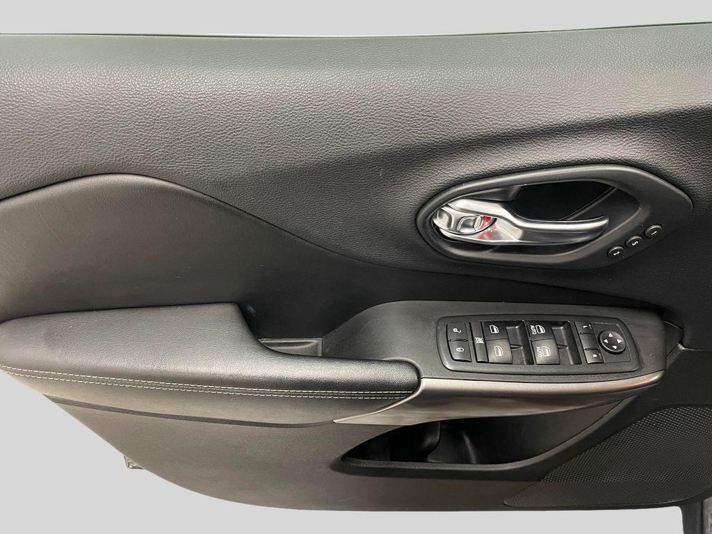 used 2019 Jeep Cherokee car, priced at $14,990