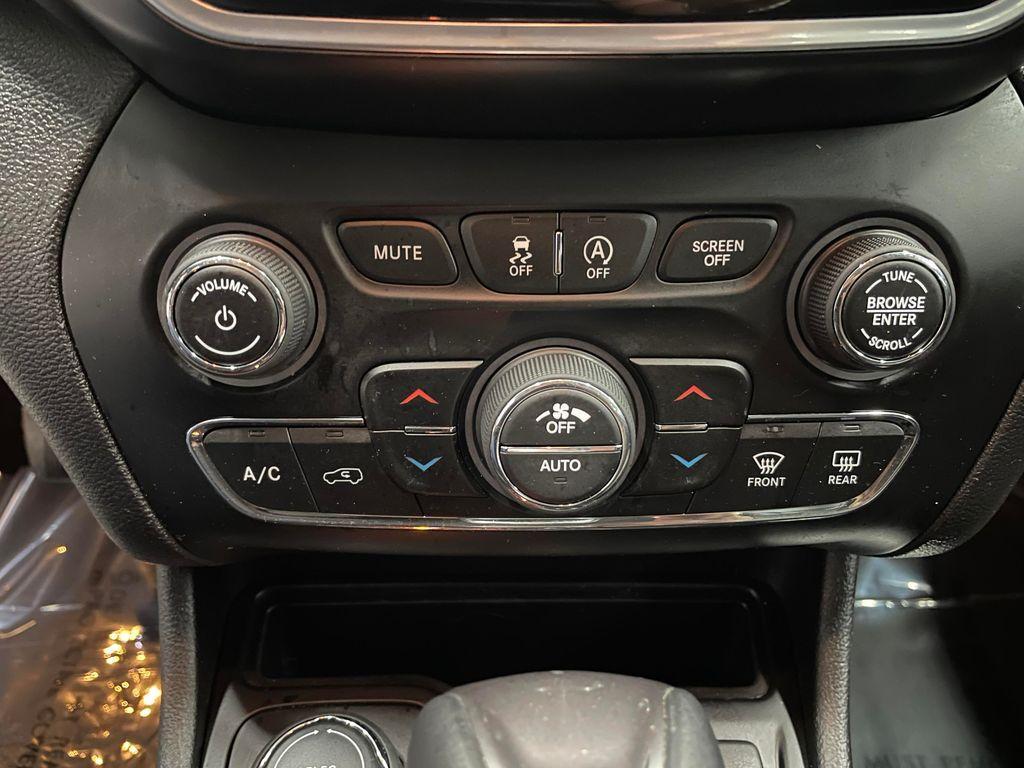 used 2019 Jeep Cherokee car, priced at $14,990
