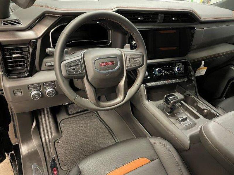 new 2025 GMC Sierra 1500 car, priced at $71,555