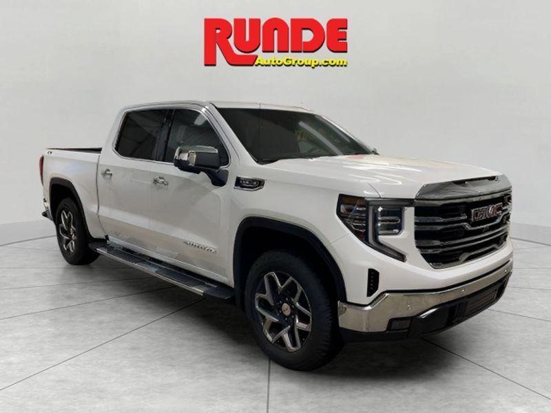 new 2025 GMC Sierra 1500 car, priced at $65,720