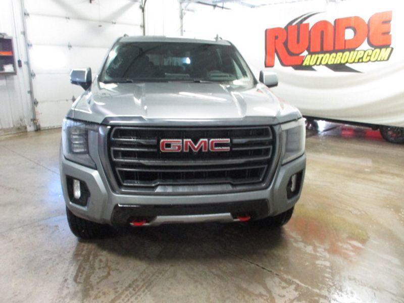 new 2024 GMC Yukon XL car, priced at $76,060