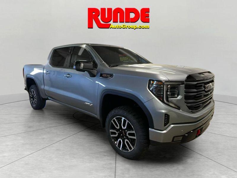 new 2025 GMC Sierra 1500 car, priced at $69,980