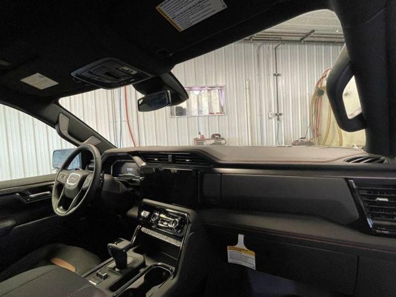new 2025 GMC Sierra 1500 car, priced at $59,277