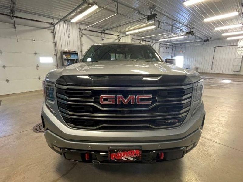 new 2025 GMC Sierra 1500 car, priced at $59,277