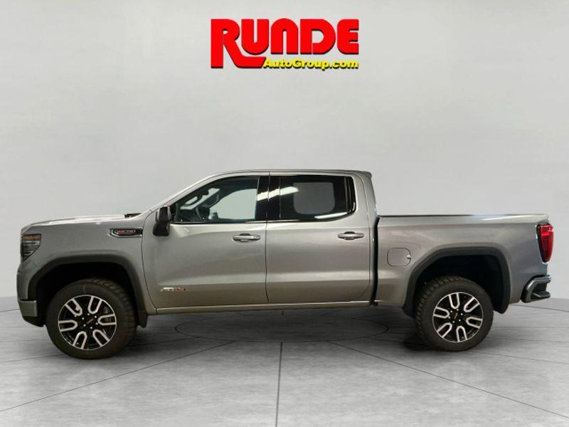 new 2025 GMC Sierra 1500 car, priced at $69,980