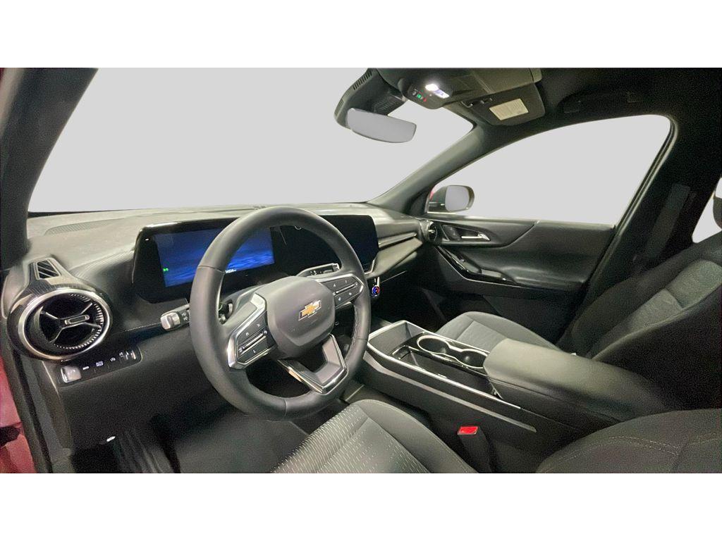 used 2025 Chevrolet Equinox car, priced at $29,900