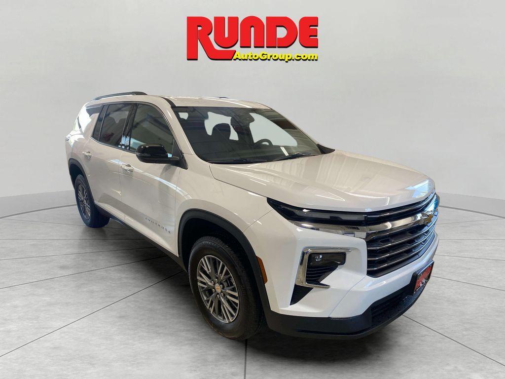 new 2025 Chevrolet Traverse car, priced at $44,195