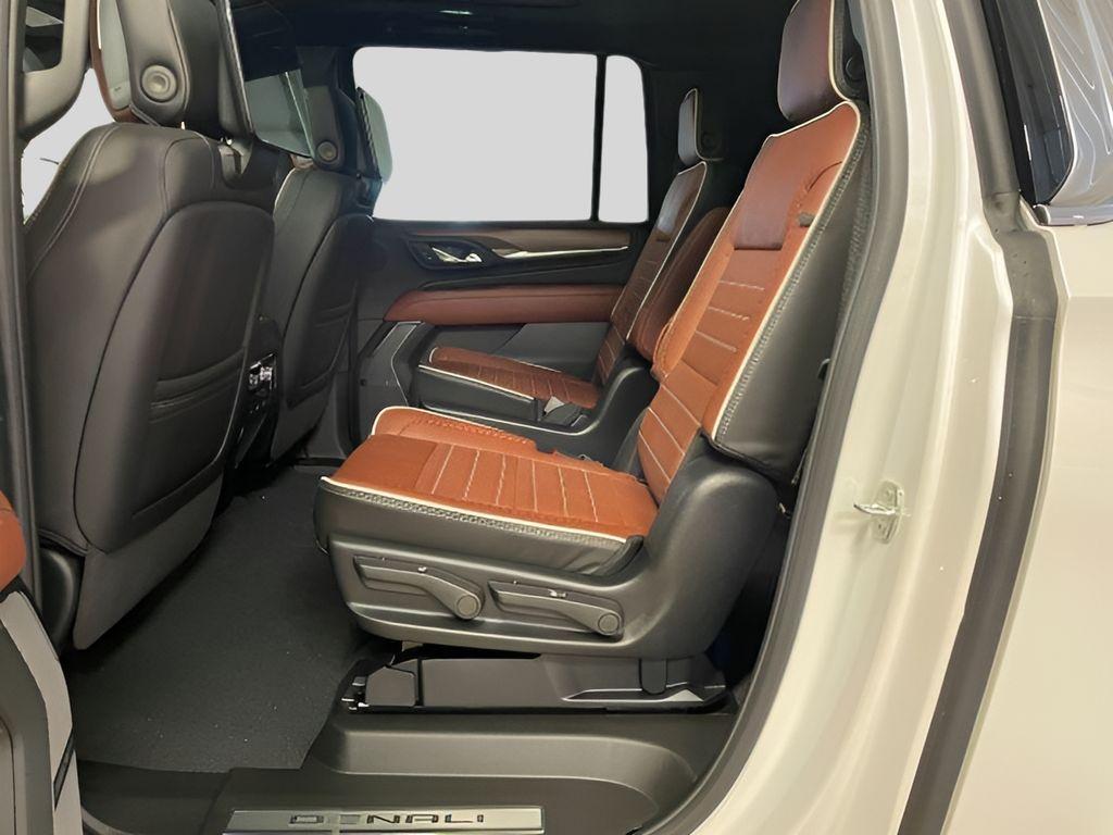 new 2024 GMC Yukon XL car, priced at $98,345