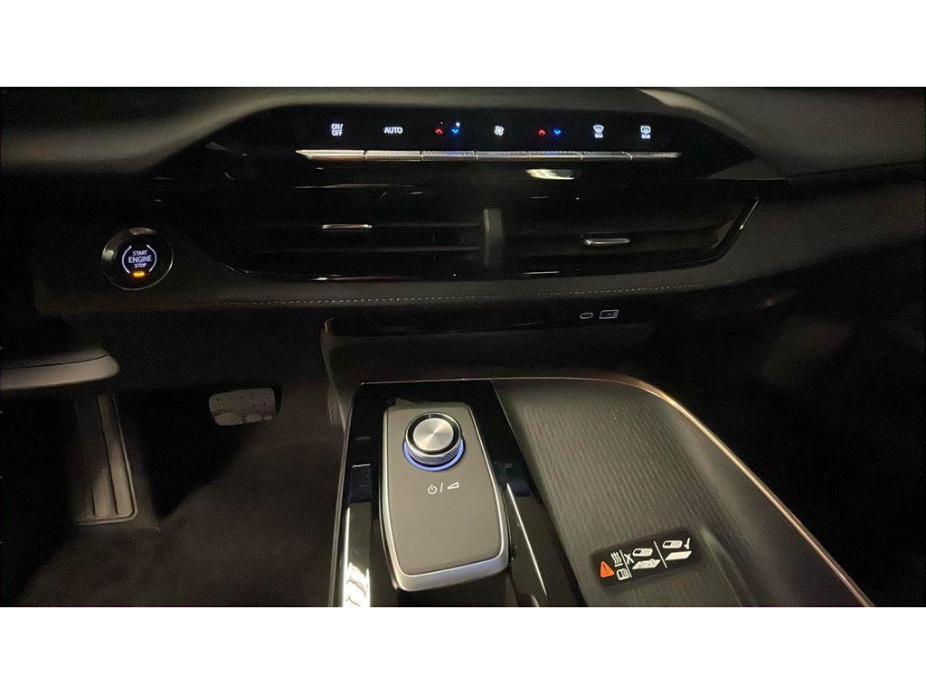new 2025 Buick Enclave car, priced at $65,590
