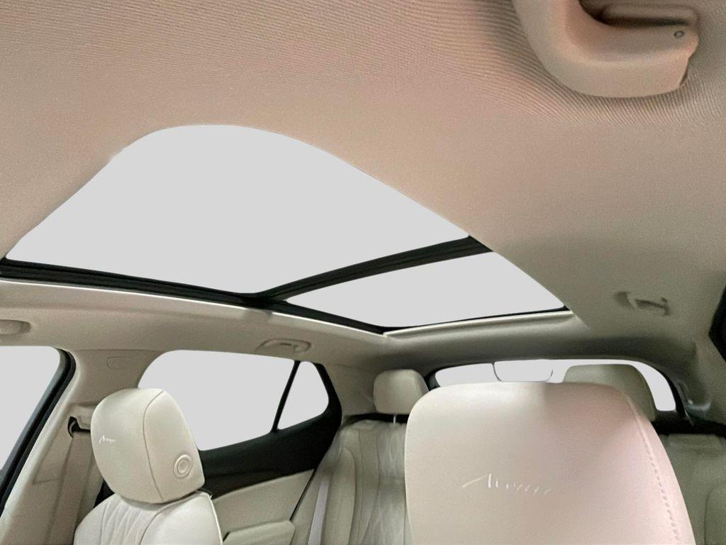 used 2023 Buick Envision car, priced at $34,976