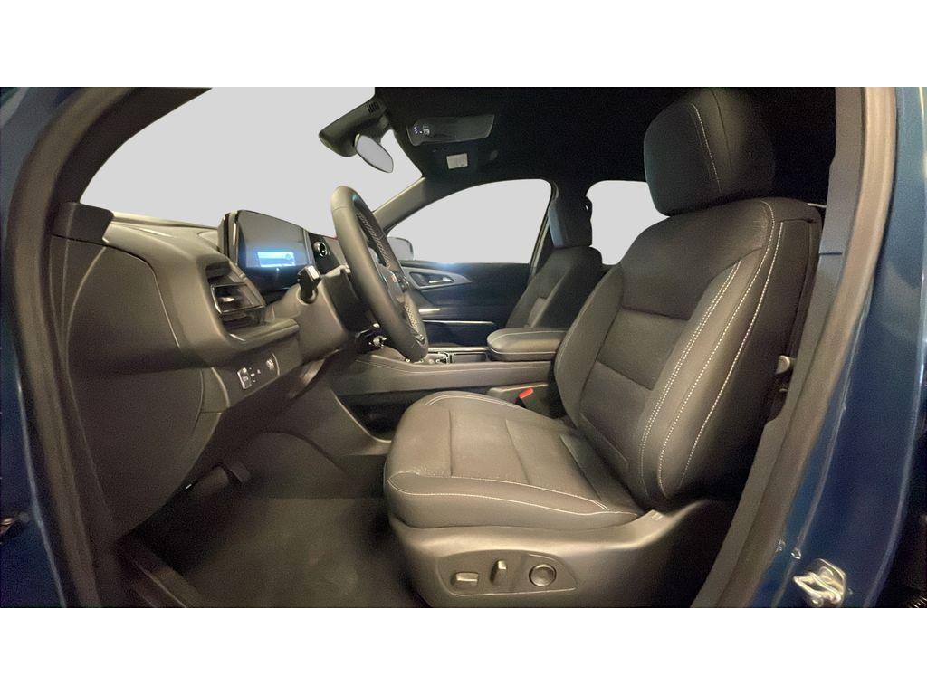 new 2026 Chevrolet Traverse car, priced at $41,695