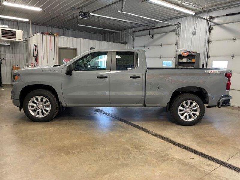 new 2024 Chevrolet Silverado 1500 car, priced at $46,640