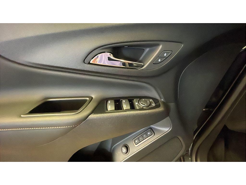 used 2022 Chevrolet Equinox car, priced at $27,521