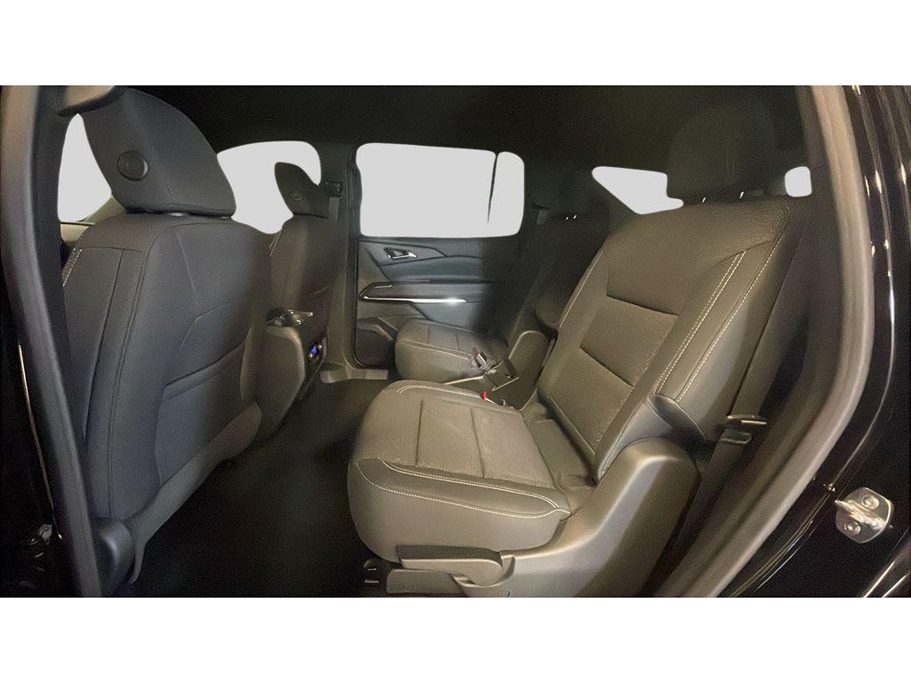 new 2026 Chevrolet Traverse car, priced at $44,120