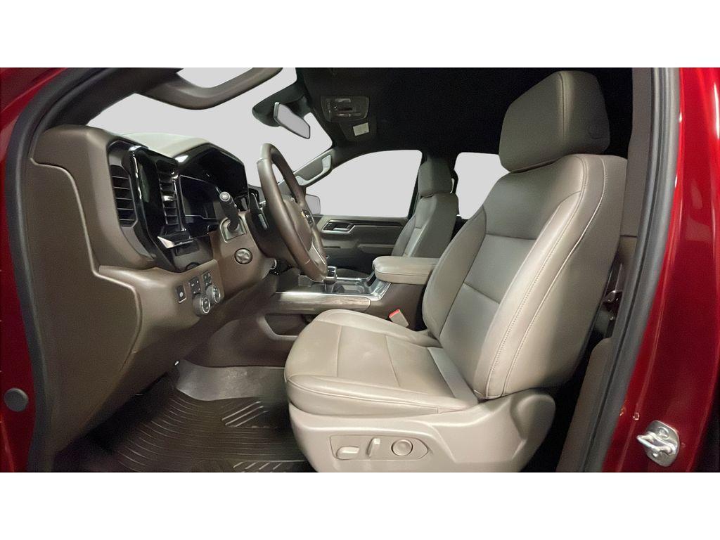 used 2025 Chevrolet Silverado 1500 car, priced at $51,320