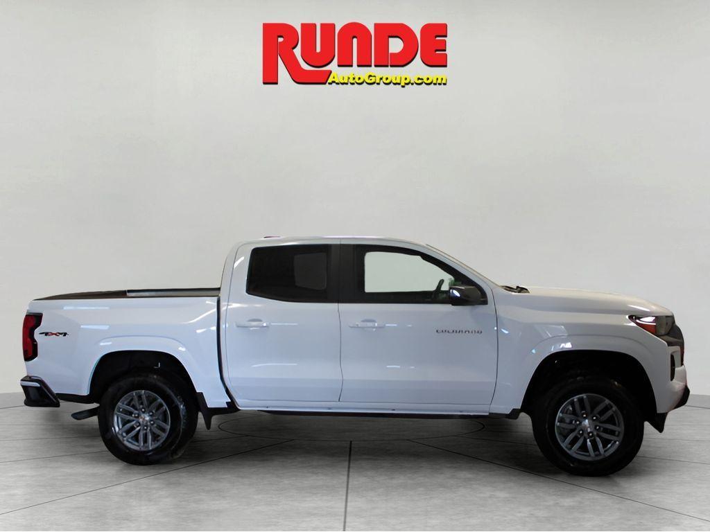 new 2024 Chevrolet Colorado car, priced at $40,305