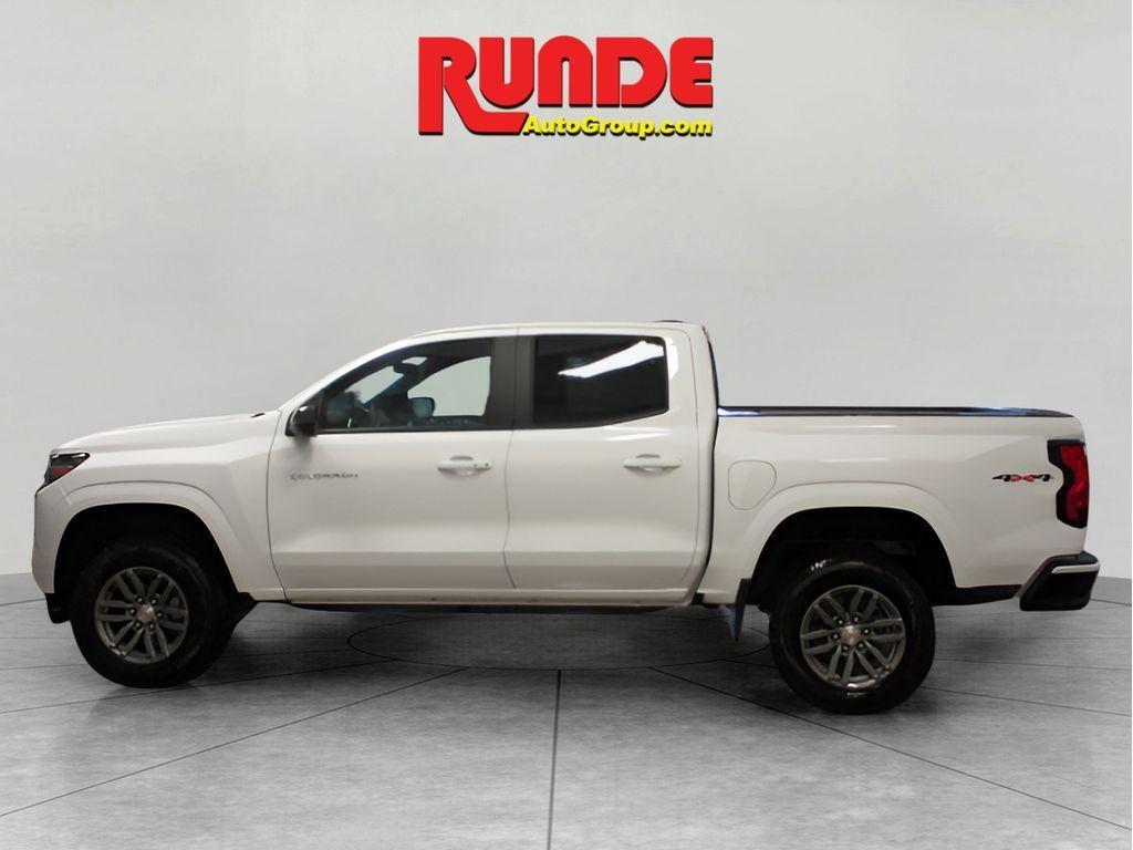 new 2024 Chevrolet Colorado car, priced at $40,305