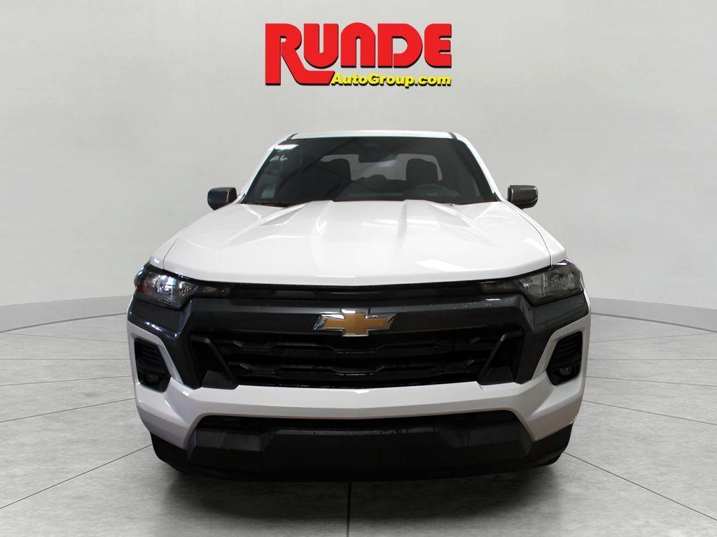 new 2024 Chevrolet Colorado car, priced at $40,305