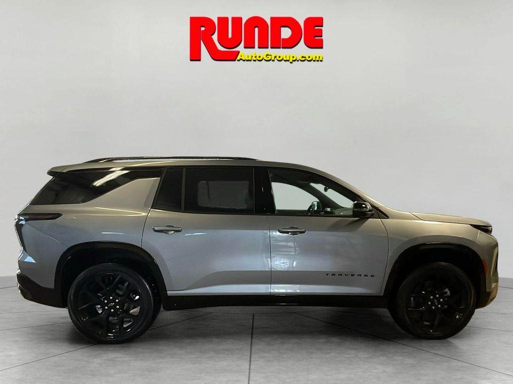 new 2025 Chevrolet Traverse car, priced at $59,445