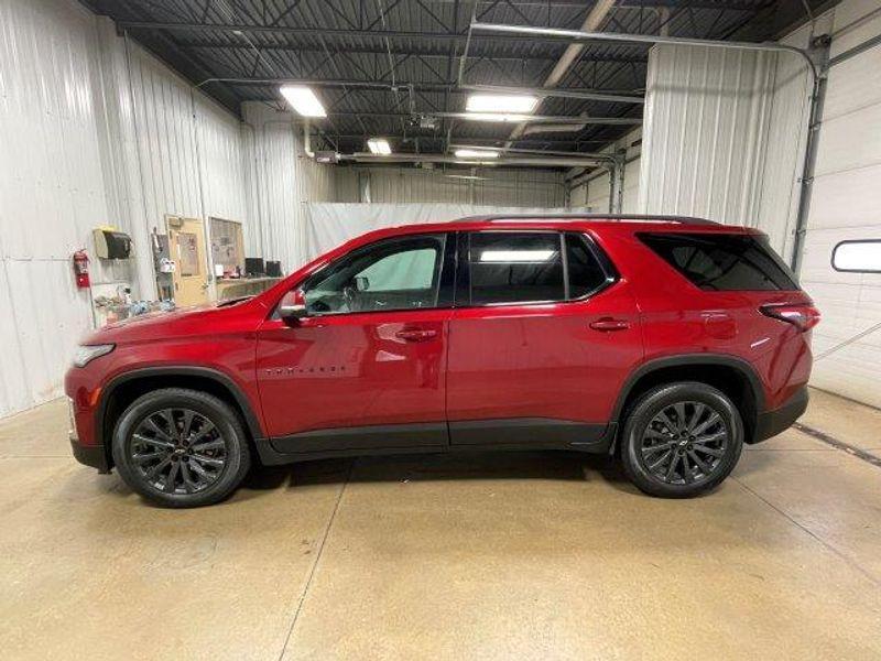 used 2022 Chevrolet Traverse car, priced at $38,940