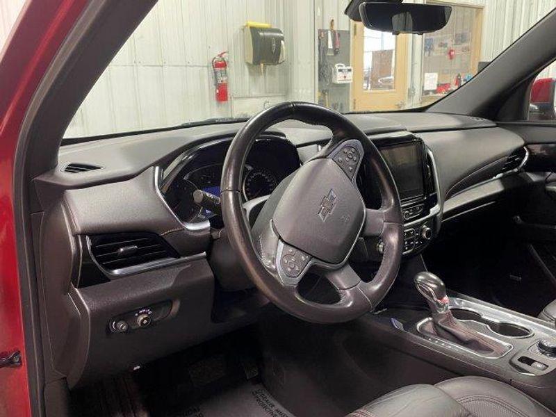 used 2022 Chevrolet Traverse car, priced at $38,940