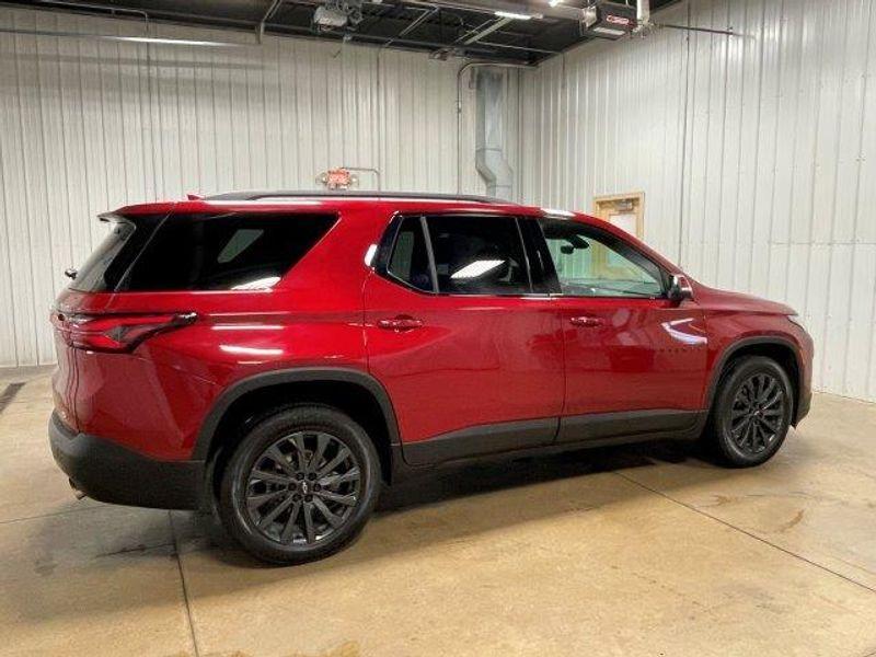 used 2022 Chevrolet Traverse car, priced at $38,940