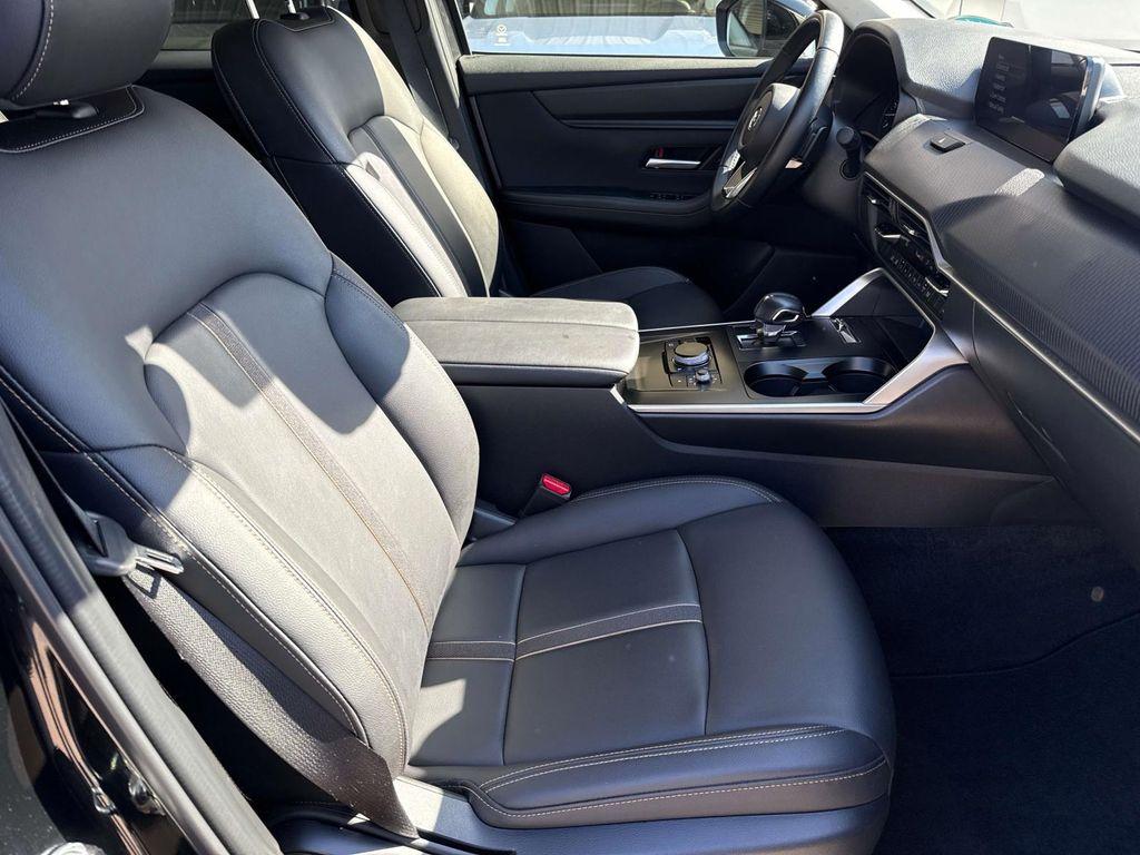used 2025 Mazda CX-90 car, priced at $30,537